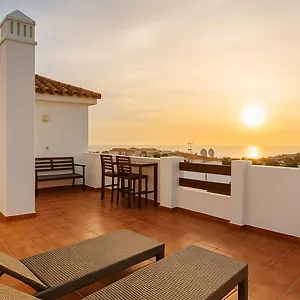 penthouse-valle-romano-golf-estepona.1costadelsol.com/